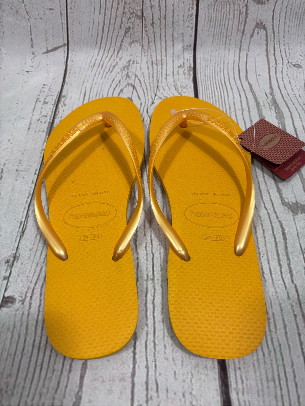NWT Havaianas Women's Slim Flip Flops in Pop Yellow - Picture 2 of 5